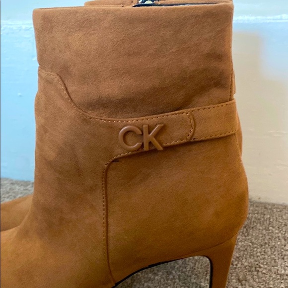 Calvin Klein Sosele Suede Pointed Toe Bootie - Picture 3 of 11